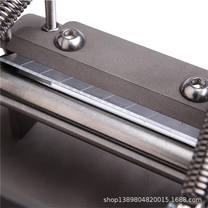 Professional Vegetable‑Tanned Leather Skiving Machine, Manual Bench‑Mount Leather Paring Peeler, Adjustable Thickness Leather Craft Tool